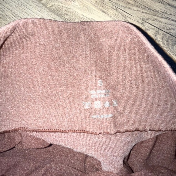 SOLD NWT 🤎 NVGTN NV Seamless Leggings - Picture 2 of 3